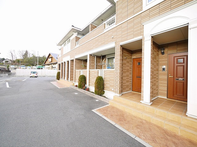 プロミネントのその他共用部分|玄関回りです