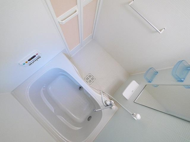 プロミネントの浴室|コンパクトで使いやすいお風呂です