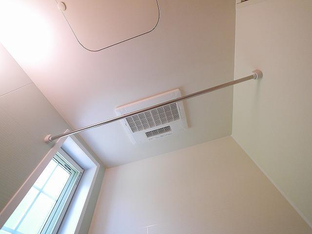 プロミネントの設備|便利な浴室乾燥付き