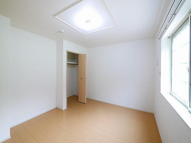 プロミネントの寝室|開放的な寝室です