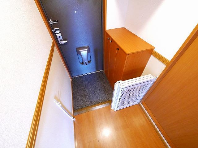 ヒルビレッジの玄関|きれいな玄関です
