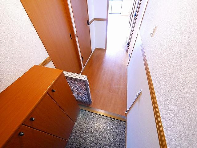 ヒルビレッジの玄関|シンプルで使いやすい玄関です