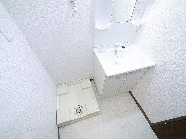 メゾン富雄の洗面所