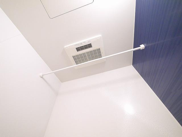 ランドマーク桜井　Ⅱの設備|浴室乾燥付き