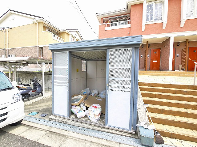 フラン　コリーヌのその他共用部分