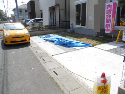 【駐車場】 | 杉戸町　高野台西　全1棟　1号棟　41坪　車2台　WIC広々。 | おしゃれなデザイン住宅です。
