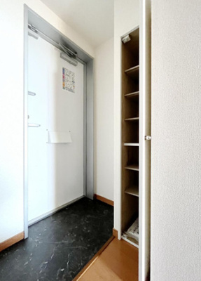 【玄関】 | メルベーユ泉