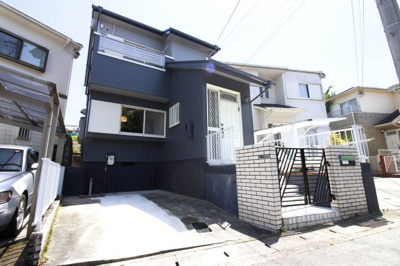 【外観】 | 長岡京市奥海印寺山田　中古戸建 | 平成29年8月リフォーム済《外壁塗装・屋根葺き替え・バルコニー防水塗装》《温水シャワー付洗面化粧台新調・温水洗浄便座新調・1Ｆフローリング張替》中古戸建3ＬＤＫのご紹介です！