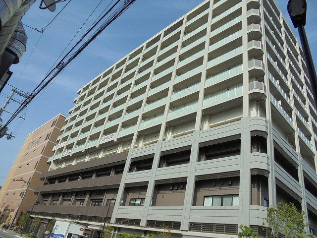 マスターズセーヌ三田駅前の外観