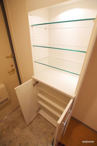 88堂島ウイング　仲介手数料無料の玄関
