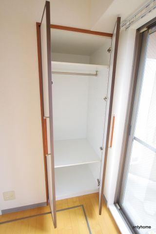 88堂島ウイング　仲介手数料無料の収納