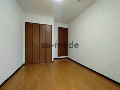 【寝室】 | ロイヤル高槻