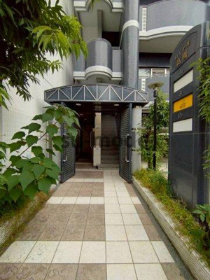 【エントランス】 | ロイヤル高槻