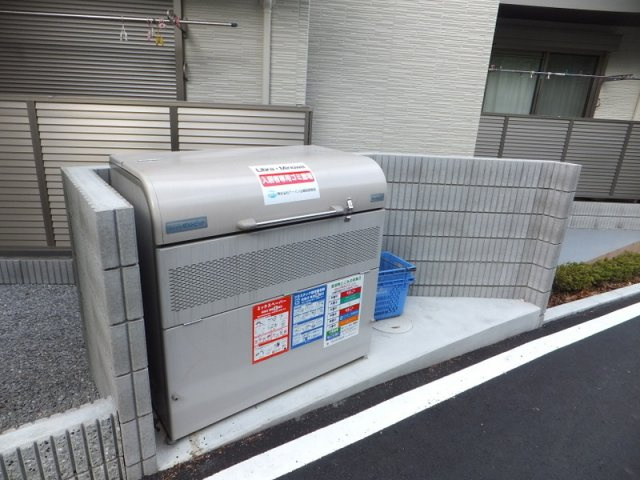 【その他共用部分】 | Libra･Minowa/リブラ・ミノワ | 敷地内ごみ置き場でごみ出しもらくらく～♪忙しい社会人さんや学生さんにもうってつけ！