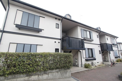 【外観】 | ローレルⅡＢ | 落ち着いた雰囲気の外観です