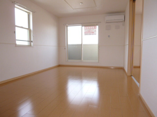 カーサエスペランツァの居間・リビング