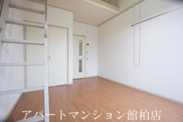 シーザースパレスⅠの居間・リビング