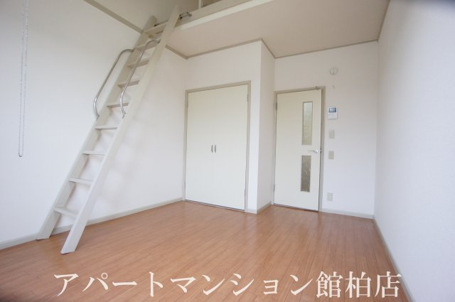 シーザースパレスⅠの居間・リビング
