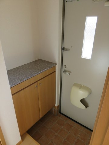 リトル・ノアCの玄関