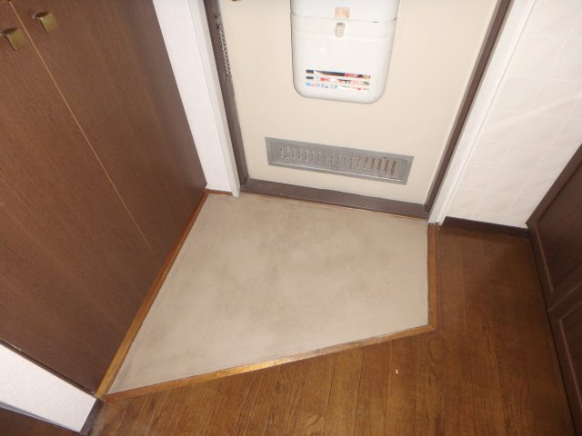 ハイム日吉の玄関
