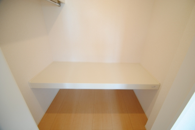 ラーン・サバーイⅡの収納|内装イメージ：同物件別室