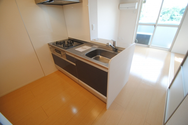 ラーン・サバーイⅡの居間・リビング|内装イメージ：同物件別室