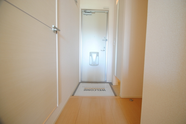 ラーン・サバーイⅡの玄関|内装イメージ：同物件別室