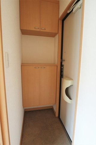 リヴェール西条の玄関|参考写真になります。