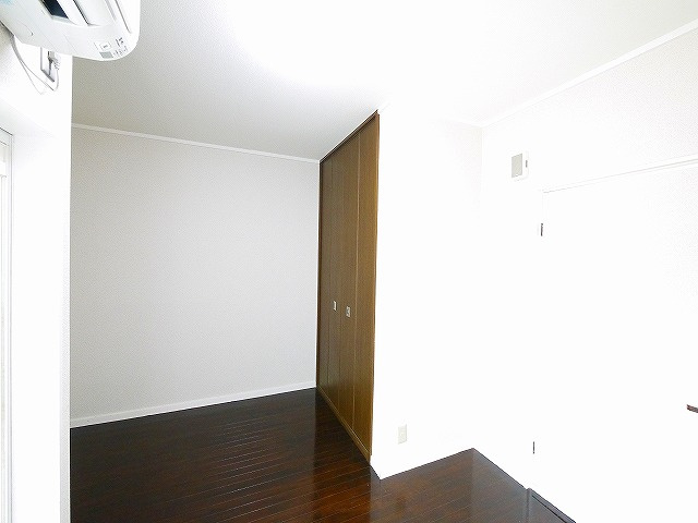 エムズ富雄の洋室|コンパクトで使いやすい洋室です