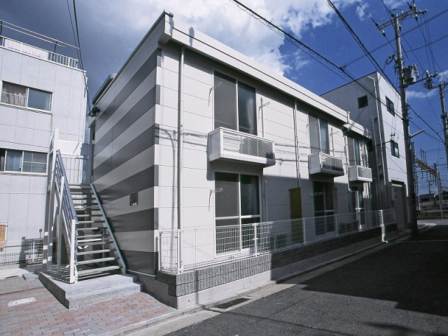 レオパレスノース　ナダの外観