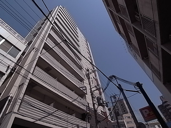 ラフィーネ北野坂の外観