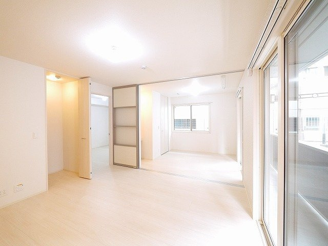 オンディーヌ富雄の内装|内装は落ち着いています