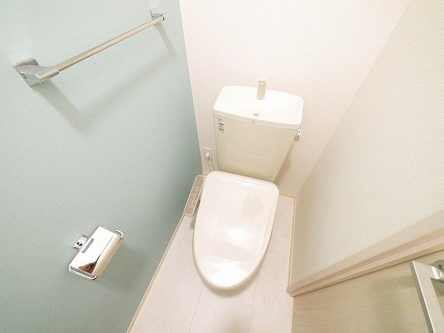 オンディーヌ富雄のトイレ|コンパクトで使いやすいトイレです