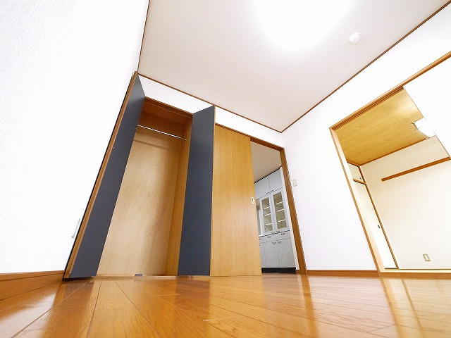 ボヌール西大寺Bの収納|収納があります