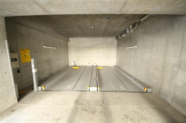 【駐車場】 | ルクレ堺筋本町レジデンス