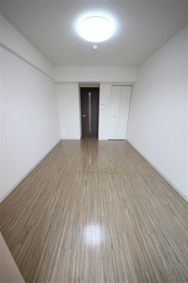 【洋室】 | フレイランス NAMBA PLACE