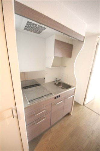 【キッチン】 | セレニテ新大阪カルム