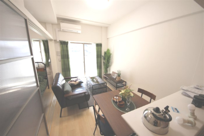 【居間・リビング】 | セレニテ新大阪カルム