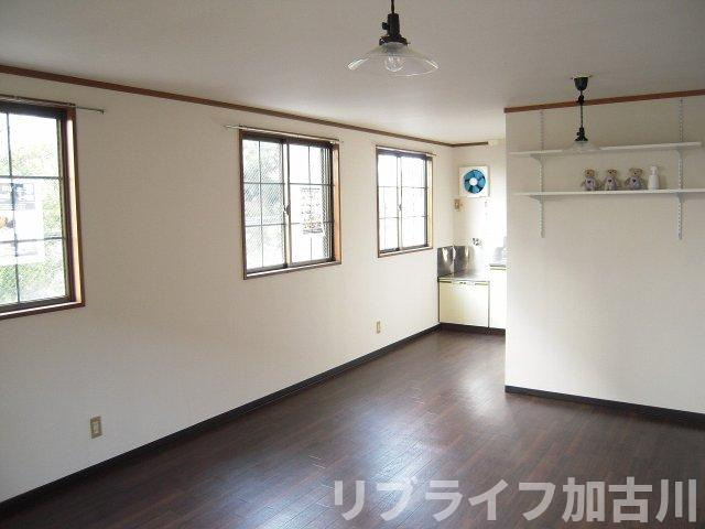 サニーキューブＮの居間・リビング|別号室参照