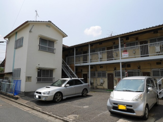 【駐車場】 | ハイツ只隈の外観