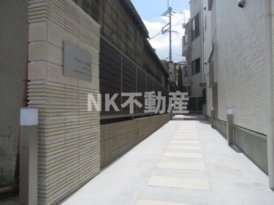 【エントランス】 | クリエオーレ稲葉（若江岩田賃貸） | 毎日通るエントランスはこのようになっています