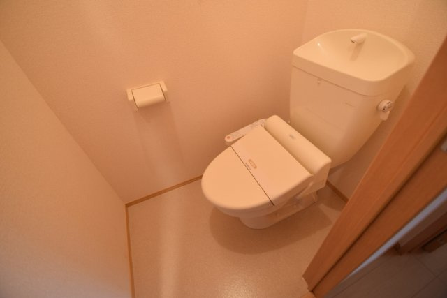 フォレストパークのトイレ|ウォシュレット付き