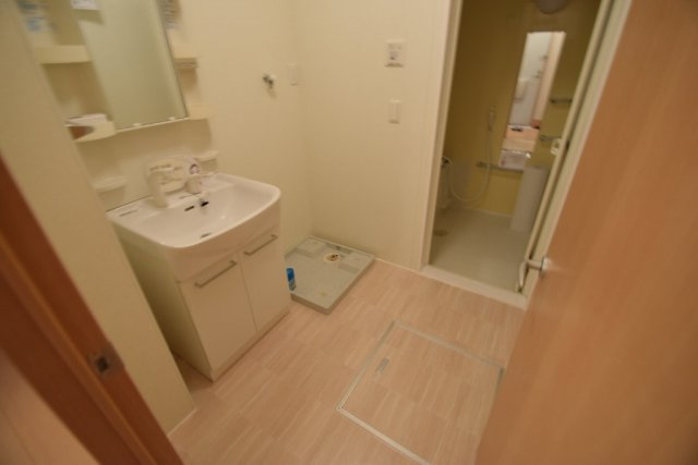 フォレストパークの洗面所|独立洗面台付き