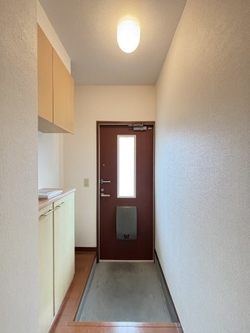ポルタブランシェの玄関