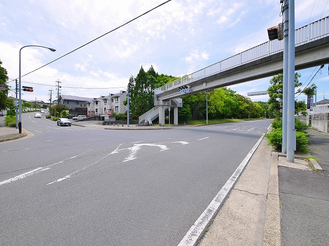 朱雀医療ビルの駐車場