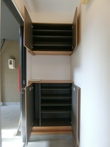 ファミーユ中野　A棟の収納