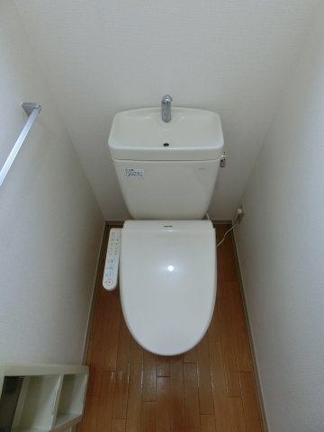 ファミーユ中野　A棟のトイレ