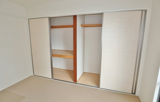 シャーメゾン西本町　Ｂ棟の和室