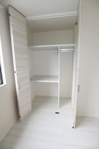 シャーメゾン西本町　Ｂ棟の収納