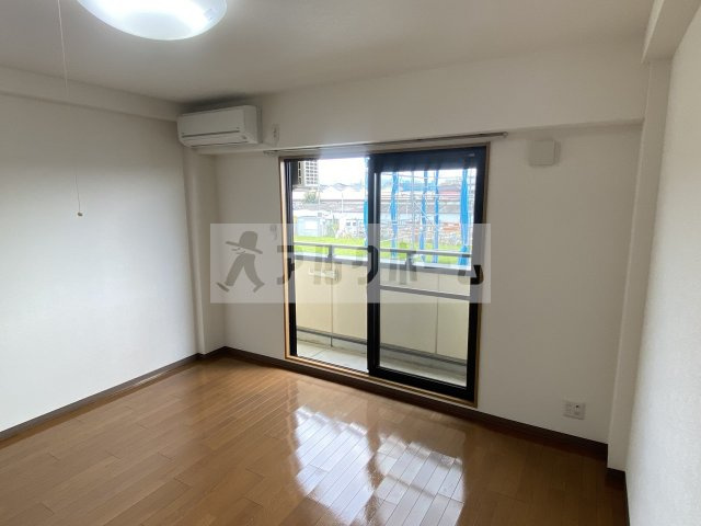 APFEL(アッフェル)の居間・リビング|アッフェル（柏原市本郷・JR柏原駅）　